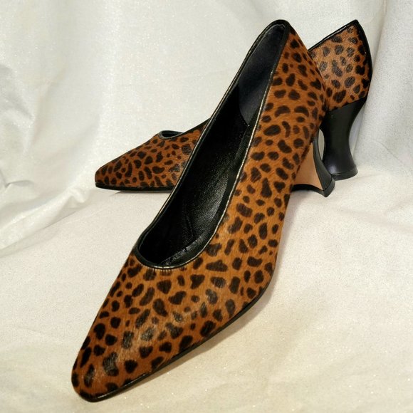 PAUL MELIAN London Cheetah Print Pump 7B - Picture 2 of 12